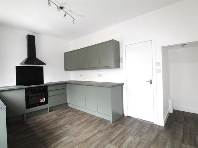 House for rent in Middlebrook, Lee Bank