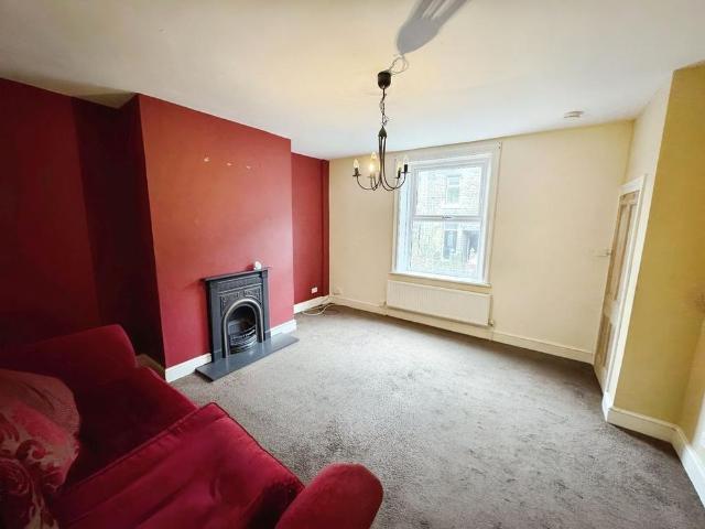 House for rent in Lindley, West Yorkshire