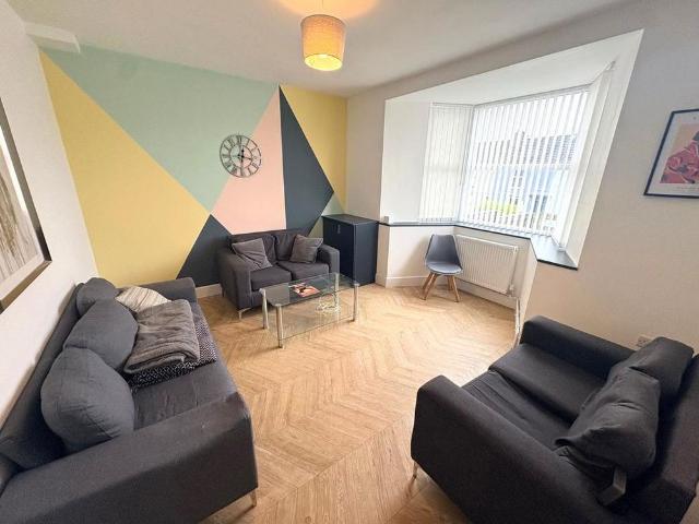 House for rent in Nangreaves, Wales