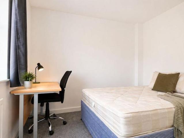 Room for rent in Stoke Gifford, South Gloucestershire