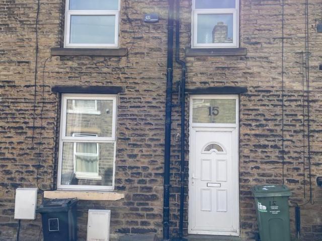 House for rent in Huddersfield, West Yorkshire