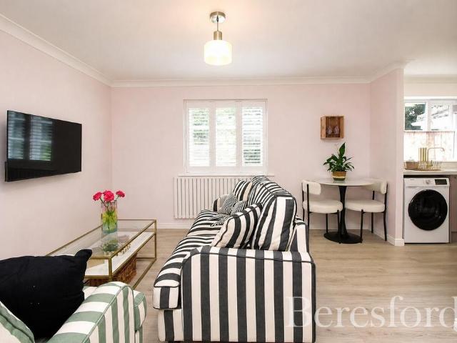 House for rent in Havering's Grove, Basildon
