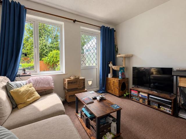 House for rent in Coeden Dal, Falcon Lodge
