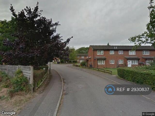 House for rent in Row Town, Surrey