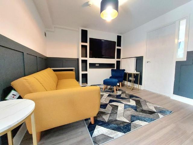 House for rent in Pontypridd, Wales