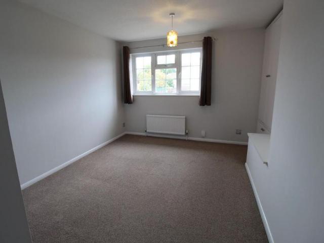 House for rent in Jubilee Industrial Centre, King's Walden