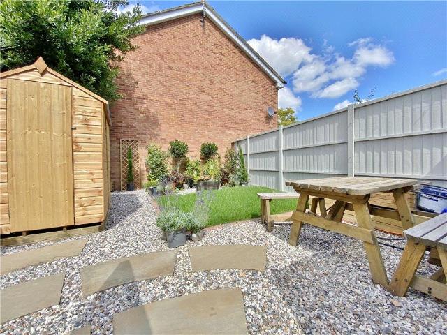 House for rent in London Borough of Hounslow, Greater London