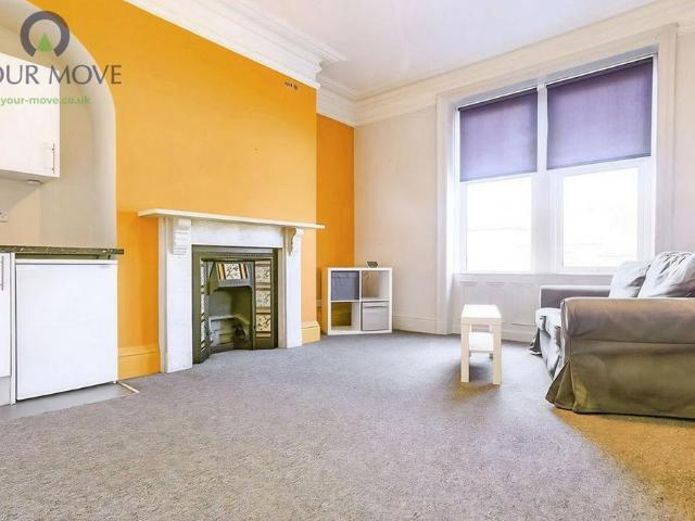 Room for rent in Exley Head, Keighley