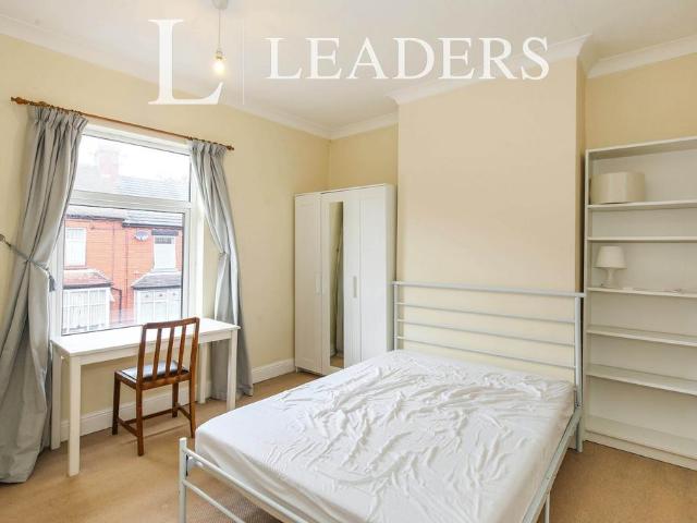 House for rent in Poolfields, Butterton