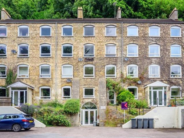 House for rent in School House, Gloucestershire