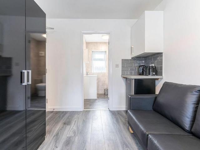 House for rent in Corby Village, Corby