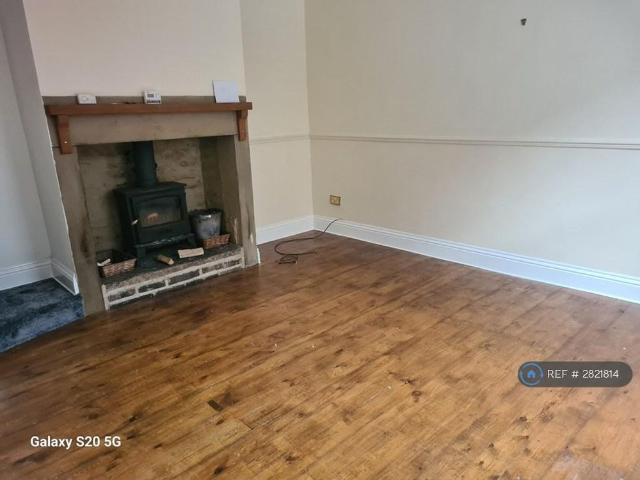 House for rent in Hipperholme, Calderdale
