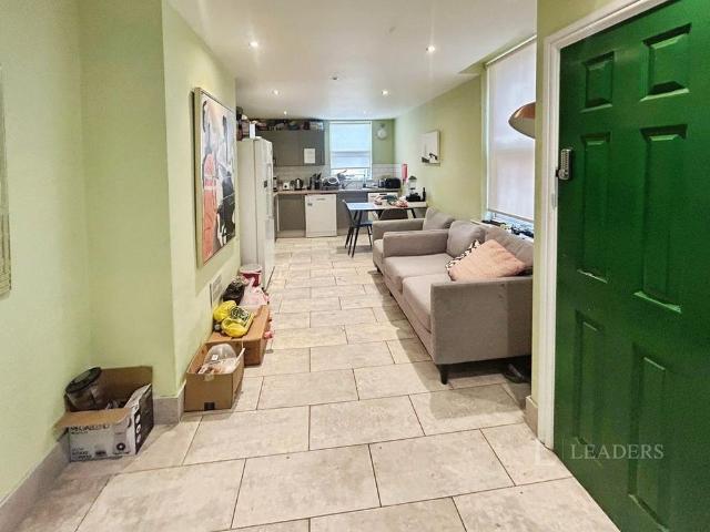 Room for rent in New Normanton, East Midlands