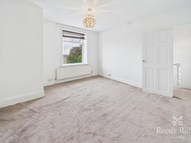House for rent in Cowlersley, West Yorkshire