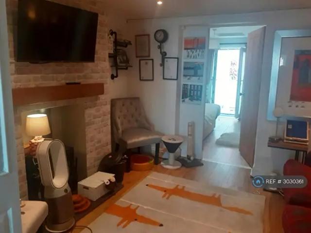 Apartment for rent in Milverton, Warwick