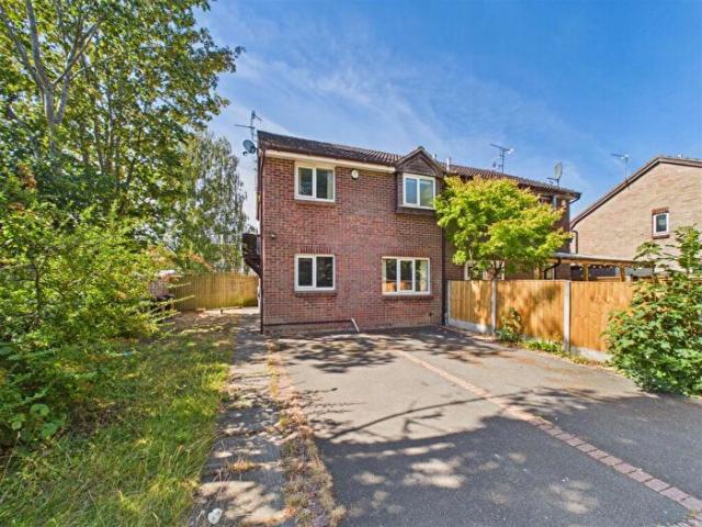 Apartment for rent in Hempshill Vale, Haddon