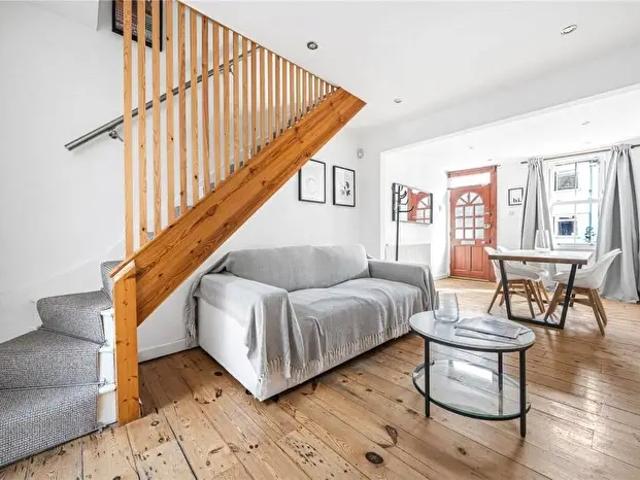 Apartment for rent in Robin Hood, The Slade