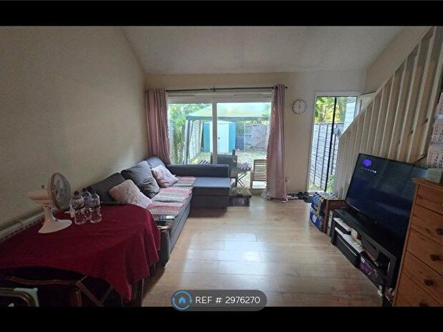 Apartment for rent in Fenny Stratford, Milton Keynes