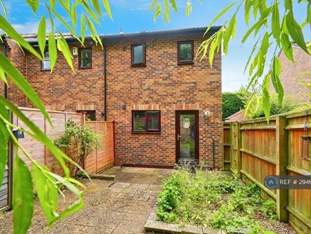 Apartment for rent in Gipsy Lane Estate, The Slade