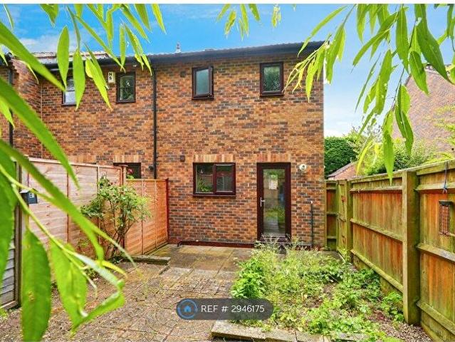 Apartment for rent in Gipsy Lane Estate, The Slade