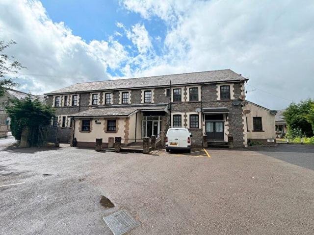Apartment for rent in Aberaman North, Aberaman