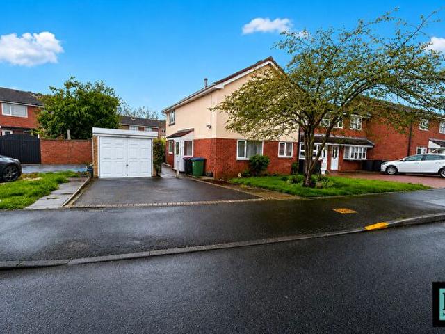 Apartment for rent in Kingsbury CP, Gun Hill