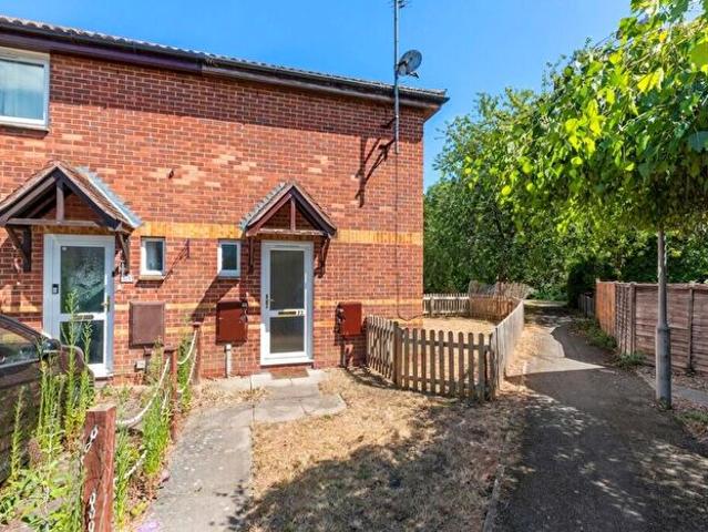 Apartment for rent in Coppice, Aylesbury