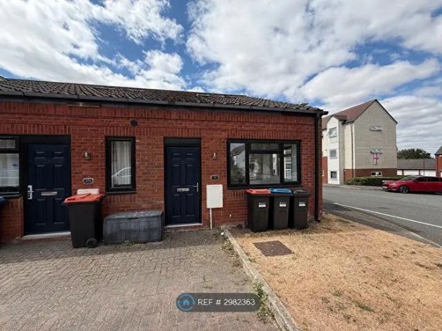 Apartment for rent in Wolverton and Greenleys, Old Wolverton