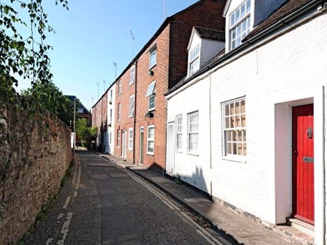 Apartment for rent in Caldecott, Dromore