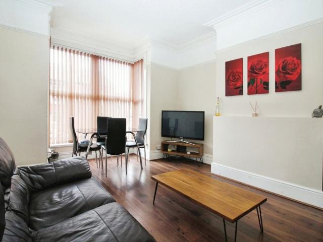 House for rent in Beckett Park, Headingley