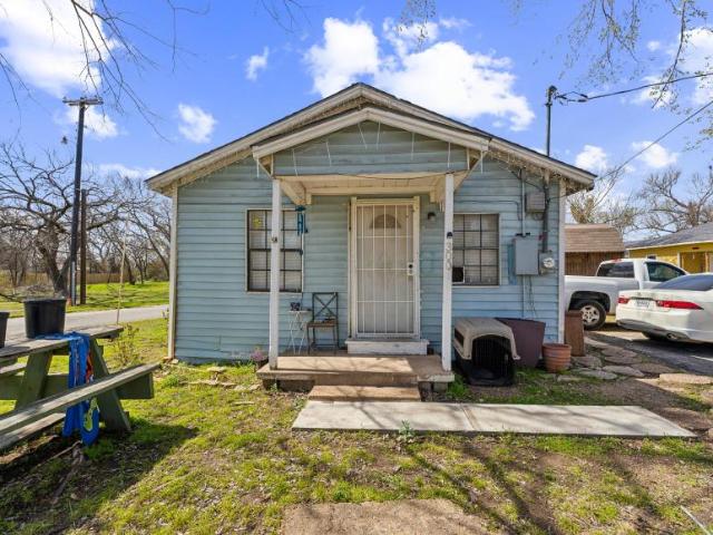 House for sale in Terrell