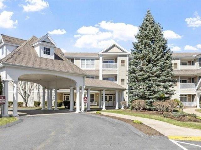 Condo for sale in Tewksbury, Massachusetts