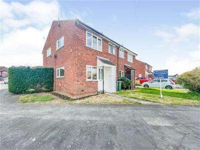 Townhouse for sale in Elmfield, Leicestershire