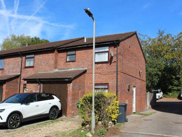 Townhouse for sale in Topsham, Exeter