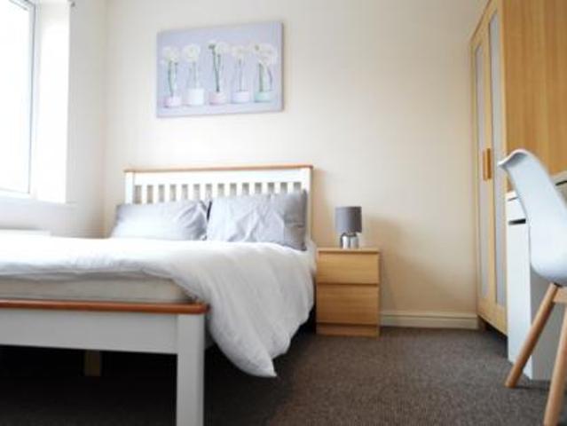 House for rent in Springfield Retail Park, Stoke-on-Trent