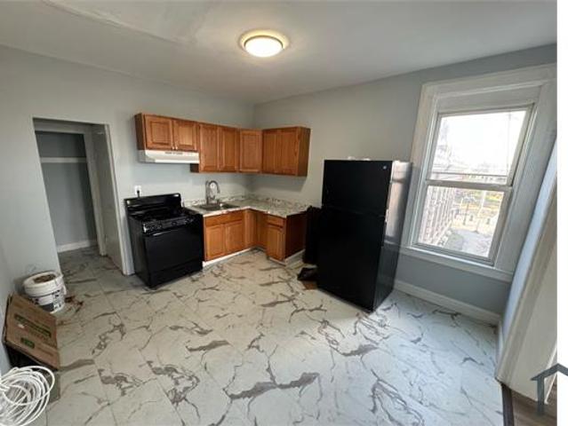 Townhouse for rent in East Orange