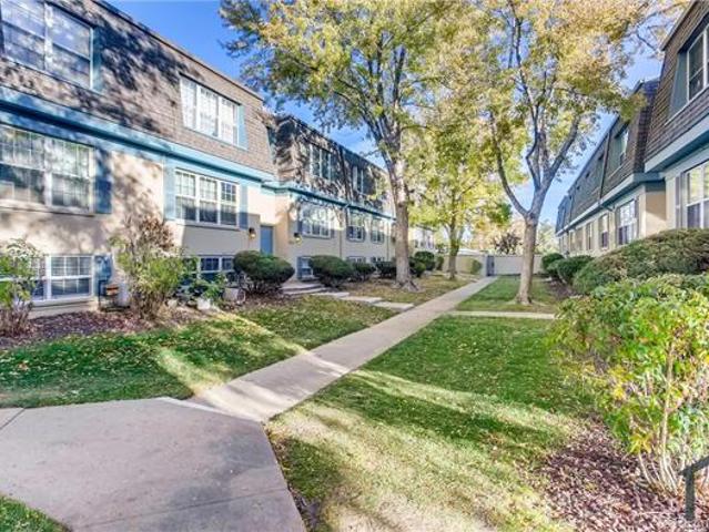Townhouse for rent in Denver