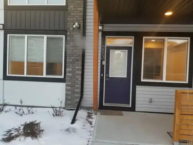 Townhouse for rent in Saddle Ridge, Calgary