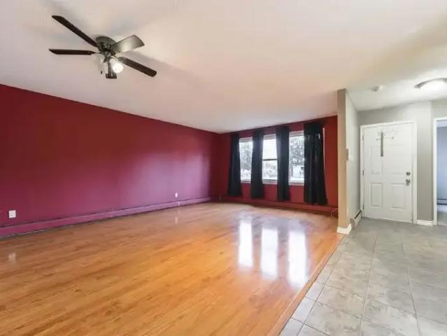 Townhouse for rent in Wedgewood, Alberta