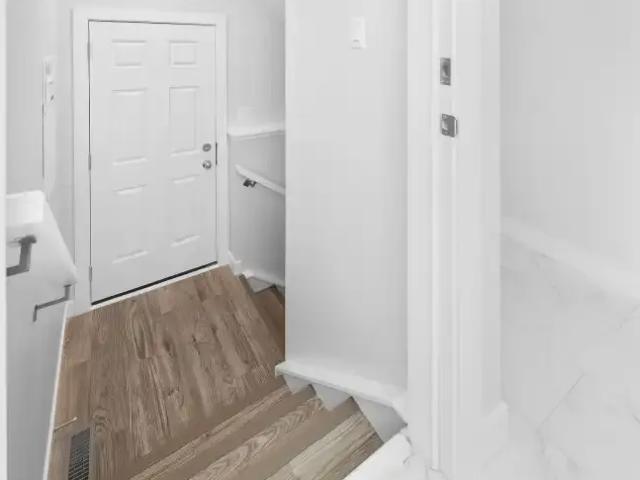 Townhouse for rent in Wedgewood, Alberta