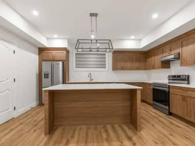 Townhouse for rent in Wedgewood, Alberta