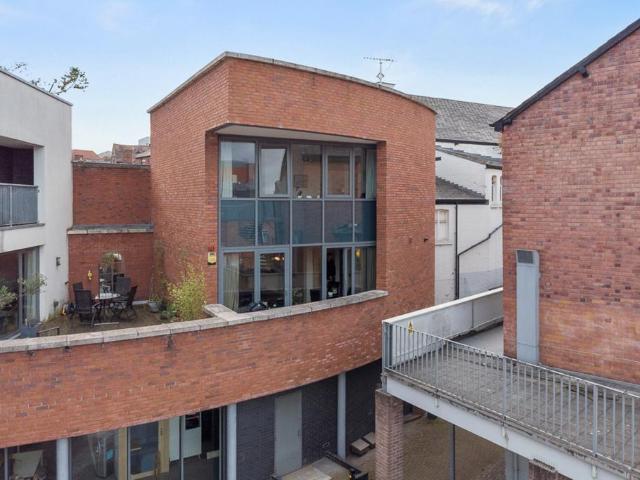 House for sale in Frankwell