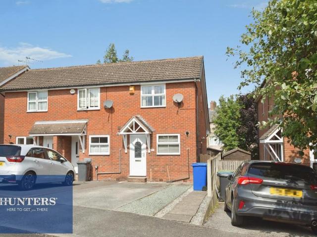 House for sale in Loundsley Green, East Midlands