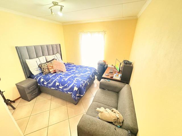 Townhouse for sale in Ekurhuleni, Gauteng