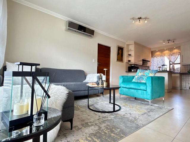 Townhouse for sale in Vosloorus, Gauteng