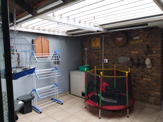 Townhouse for sale in Ekurhuleni, Gauteng