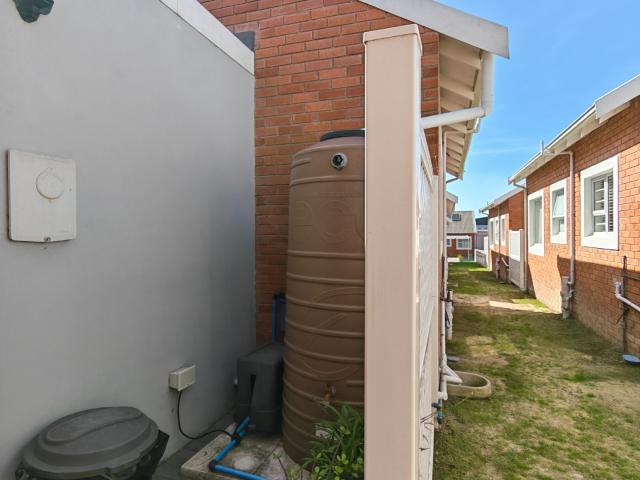 Townhouse for sale in Port Elizabeth, Eastern Cape