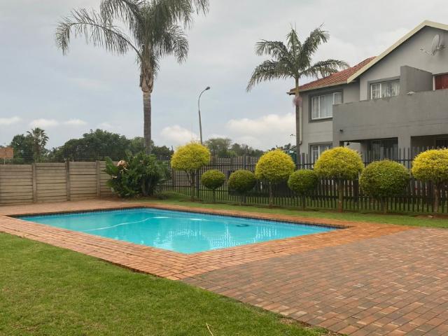 Townhouse for sale in Glenmarais, Ekurhuleni