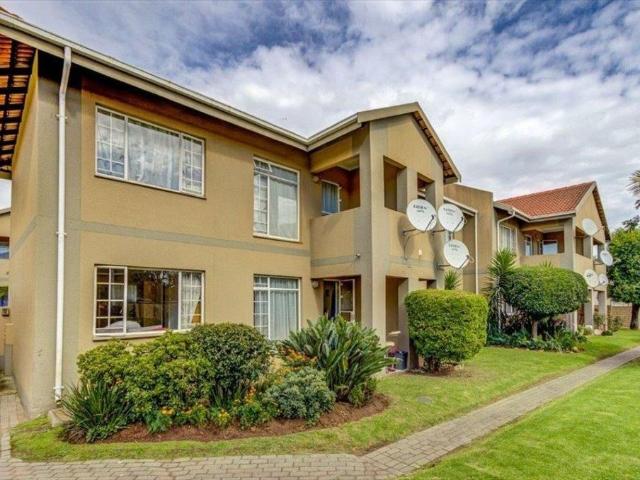 Townhouse for sale in Ekurhuleni, Gauteng