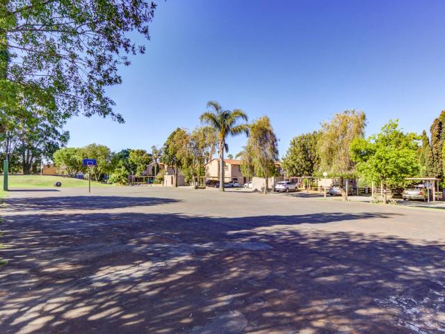 Townhouse for sale in Ekurhuleni, Gauteng